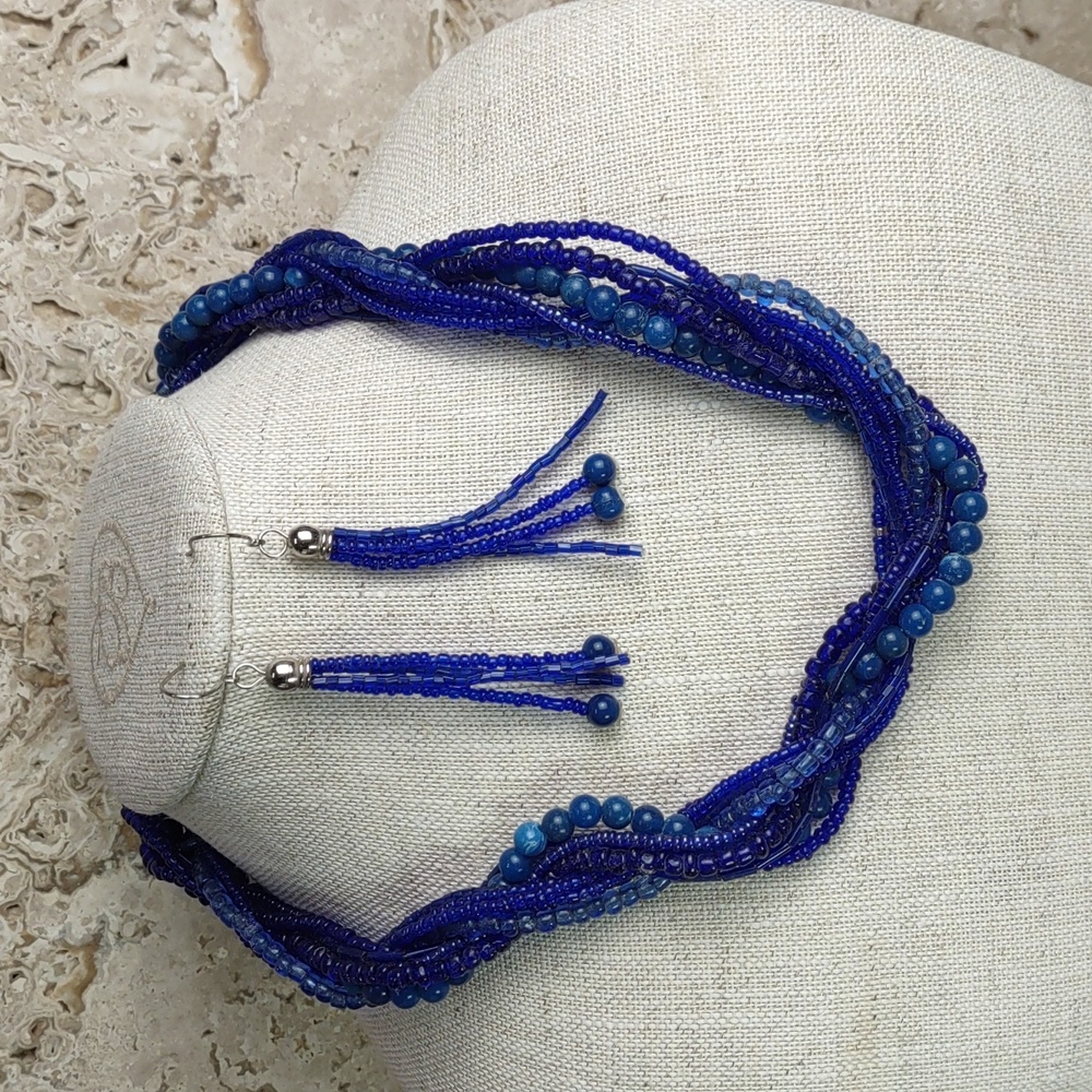Artisan Crafted Glass Bead Necklace w/Earrings